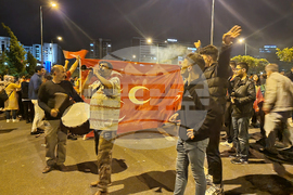 Турция - избори - празнуващи хора