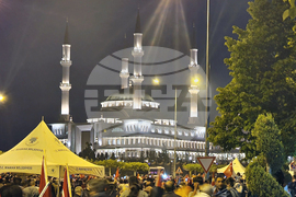 Турция - избори - празнуващи хора