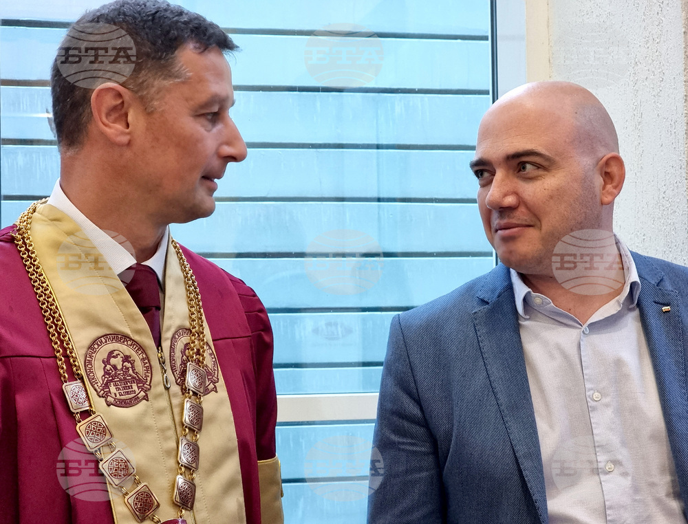Варна - Икономически университет - Колежа по туризъм - дипломиране