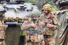 Ново село - Румен Радев - почетен строй