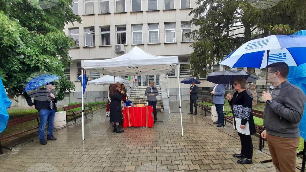 Започва саниране на сградата на полицията и блок 4 в ж.к. „Митко Палаузов“ в Севлиево