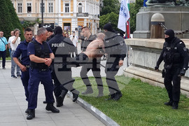 Русе - арест