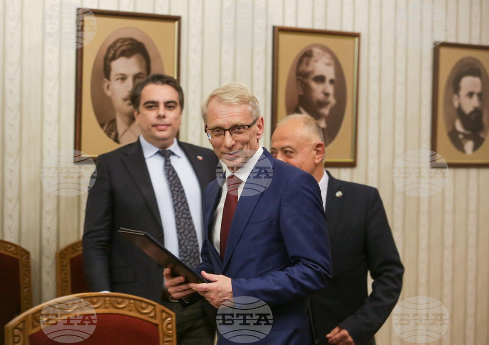 Президент - ПП - ДБ - мандат за съставяне на правителство