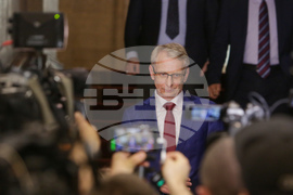 Президент - ПП - ДБ - мандат за съставяне на правителство - акад. Николай Денков - брифинг