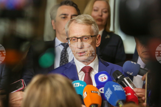 ПП - ДБ - мандат за съставяне на правителство - акад. Николай Денков - брифинг