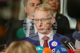 Президент - ПП - ДБ - мандат за съставяне на правителство - акад. Николай Денков - брифинг