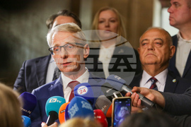 Президент - ПП - ДБ - мандат за съставяне на правителство - акад. Николай Денков - брифинг