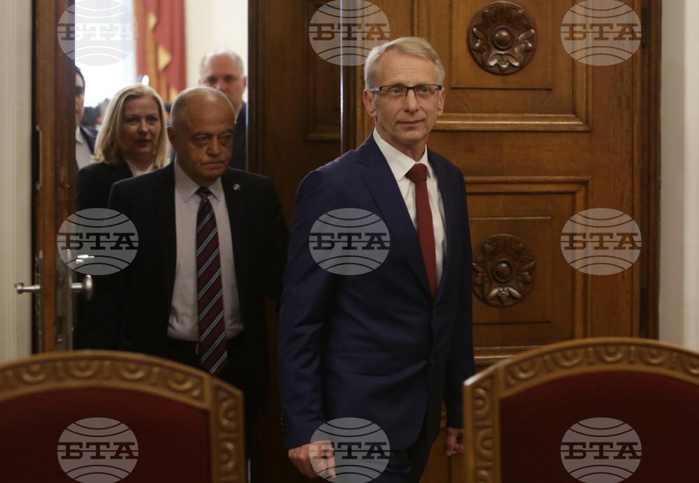 Президент - ПП - ДБ - мандат за съставяне на правителство