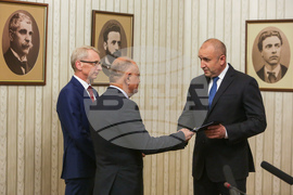Румен Радев - ПП - ДБ - мандат за съставяне на правителство