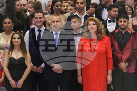 Румен Радев - абитуриентски бал - младежи в неравностойно положение