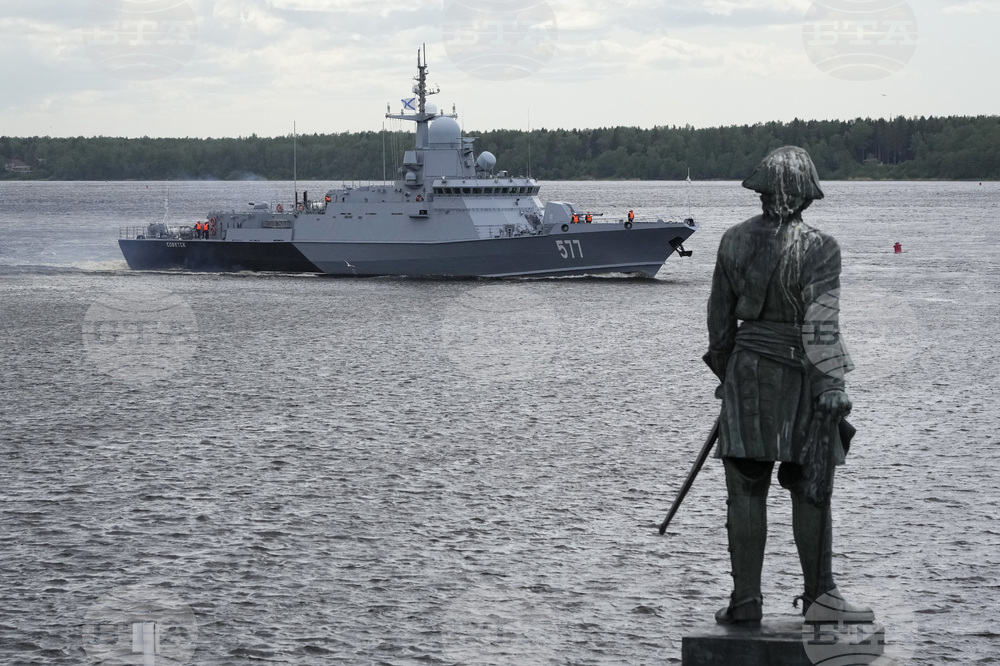 Украйна заяви, че е поразила руски боен кораб в Каспийско море