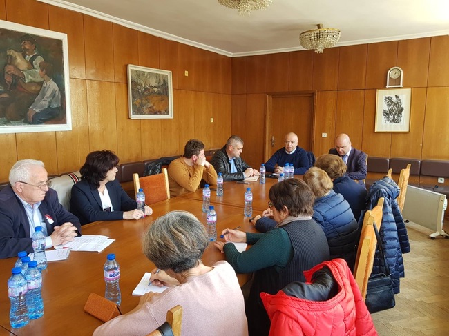 Георги Свиленски от Смолян: Заради социалната политика на БСП втората година от майчинството стана 710 лв.