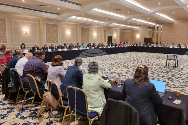 Кръгла маса - Безопасност на движението по пътищата