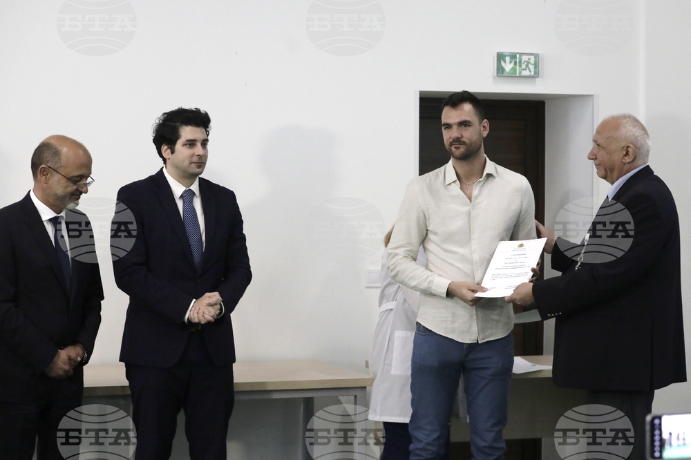 ВМА - „Оказване на спешна медицинска помощ по въздуха“