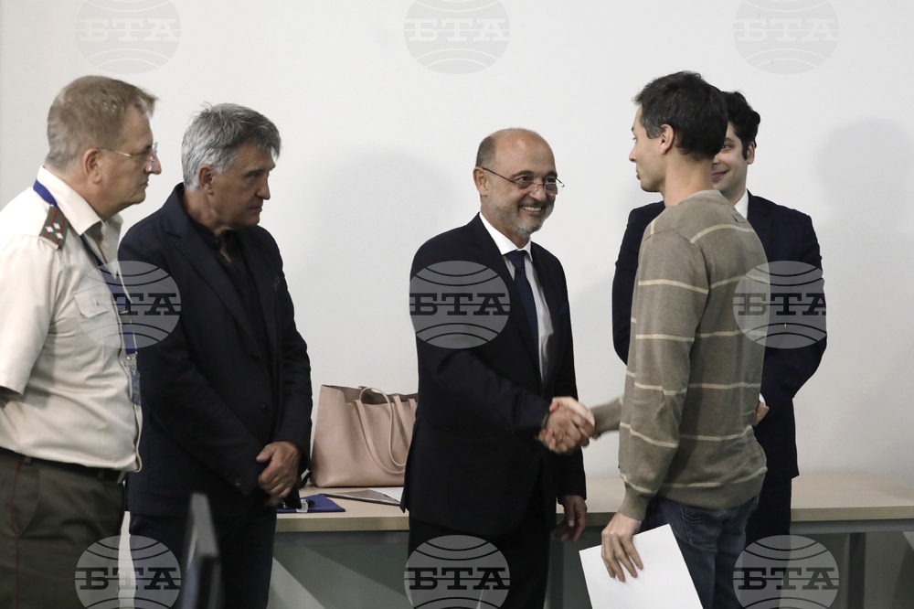 ВМА - „Оказване на спешна медицинска помощ по въздуха“