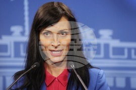 Народно събрание - Мария Габриел - Томислав Дончев - изявление