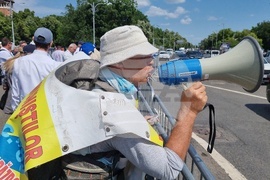 Румъния - протест - учители