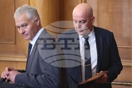 Парламент - извънредно заседание