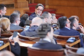 Парламент - извънредно заседание