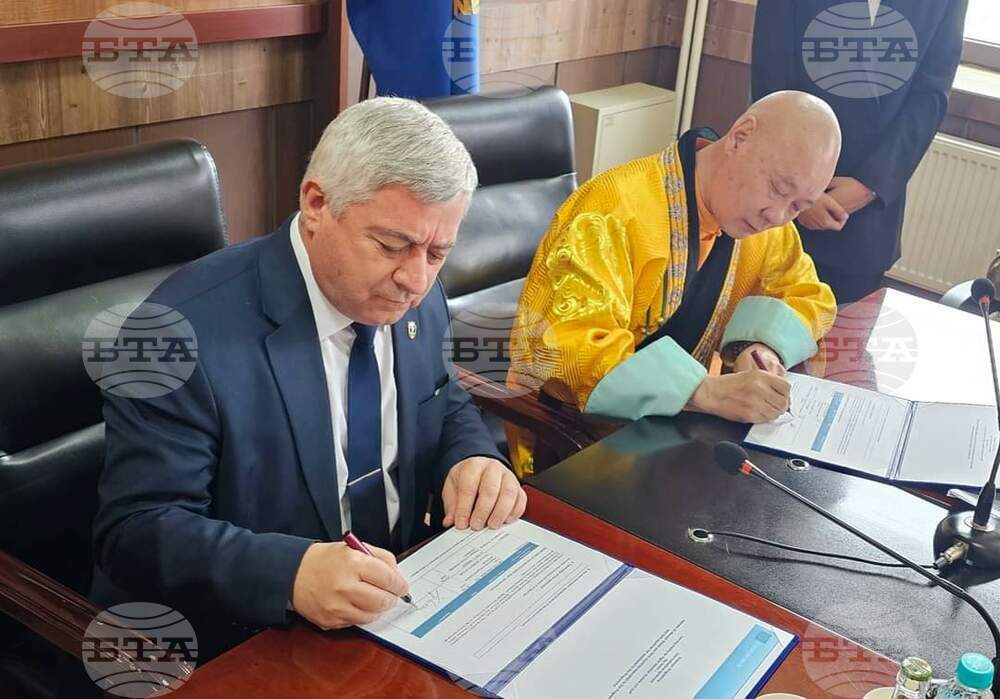 Русенски университет „Ангел Кънчев“: Подписване на договор за сътрудничество между Русенския университет и Университета за традиционна монголска медицина, Улан Батор, Монголия