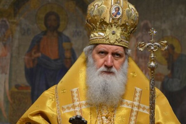 Патриарх Неофит на Неделя Кръстопоклонна: Нека заедно измолим скорошно прекратяване на продължаващата братоубийствена война