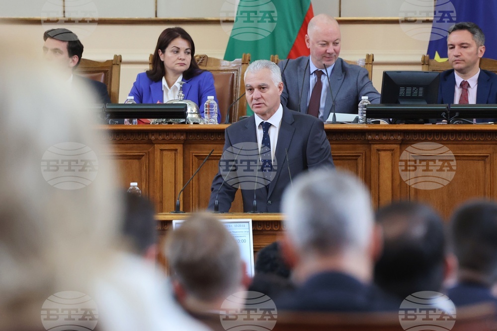 Парламент - извънредно заседание
