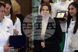 Весела Лечева - награди