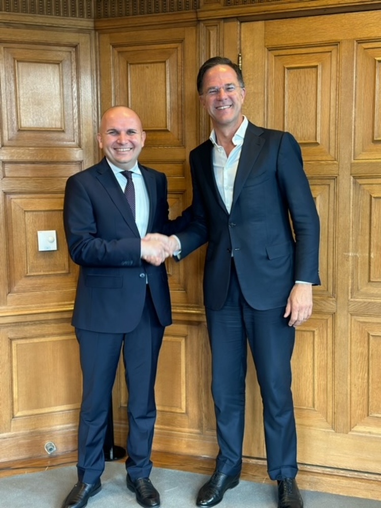 Илхан Кючюк на среща с нидерландския премиер Марк Рюте