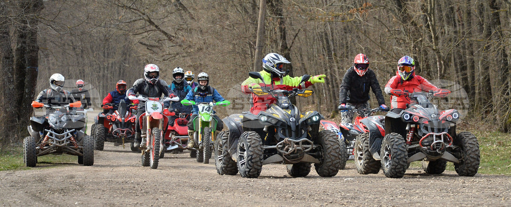 Село Малък Поровец - любители на екстремни спортове - АТВ