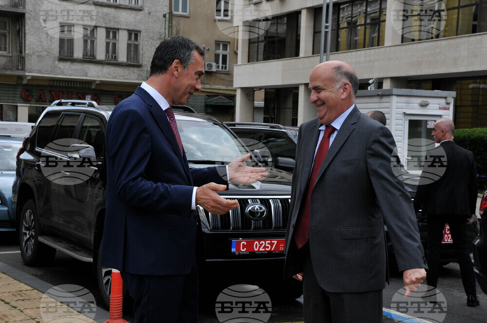 Бургас - Димитър Николов - Кенет Мертен - посрещане