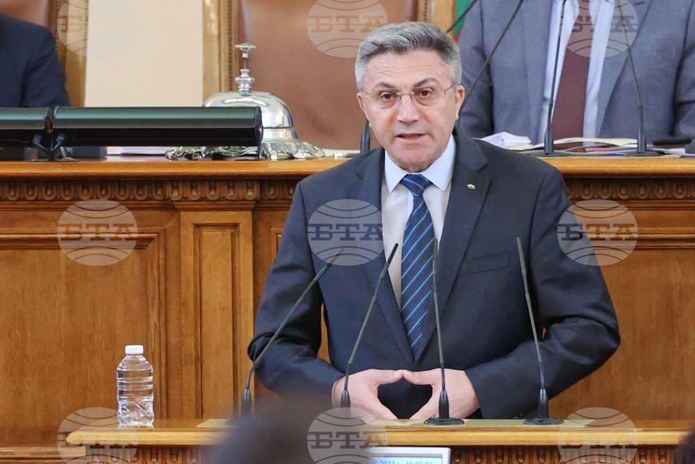 Парламент - извънредно заседание