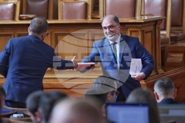 Народно събрание - парламентарен контрол