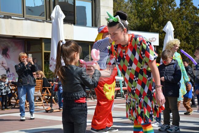 Благоевград – театър – празник