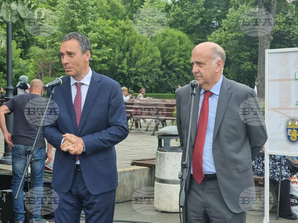 Посланикът на САЩ Кенет Мертен откри в Бургас тържествата по повод 120 години дипломатически отношения между двете страни