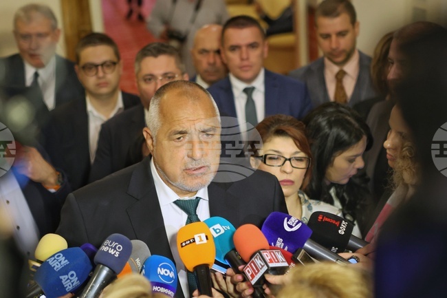 Парламент - кулоари