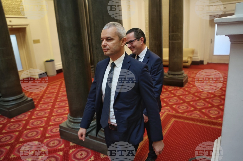 Парламент - кулоари - Костадин Костадинов