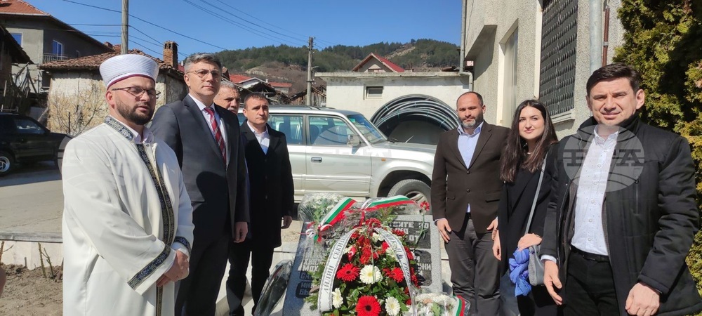 Ще останем гарант за правата и свободите на гражданите, каза Мустафа Карадайъ в село Корница