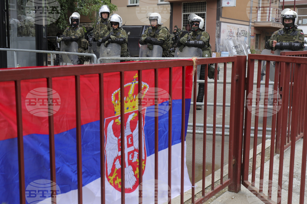 Сръбска листа настоя задържаните сърби в Митровица да бъдат незабавно освободени