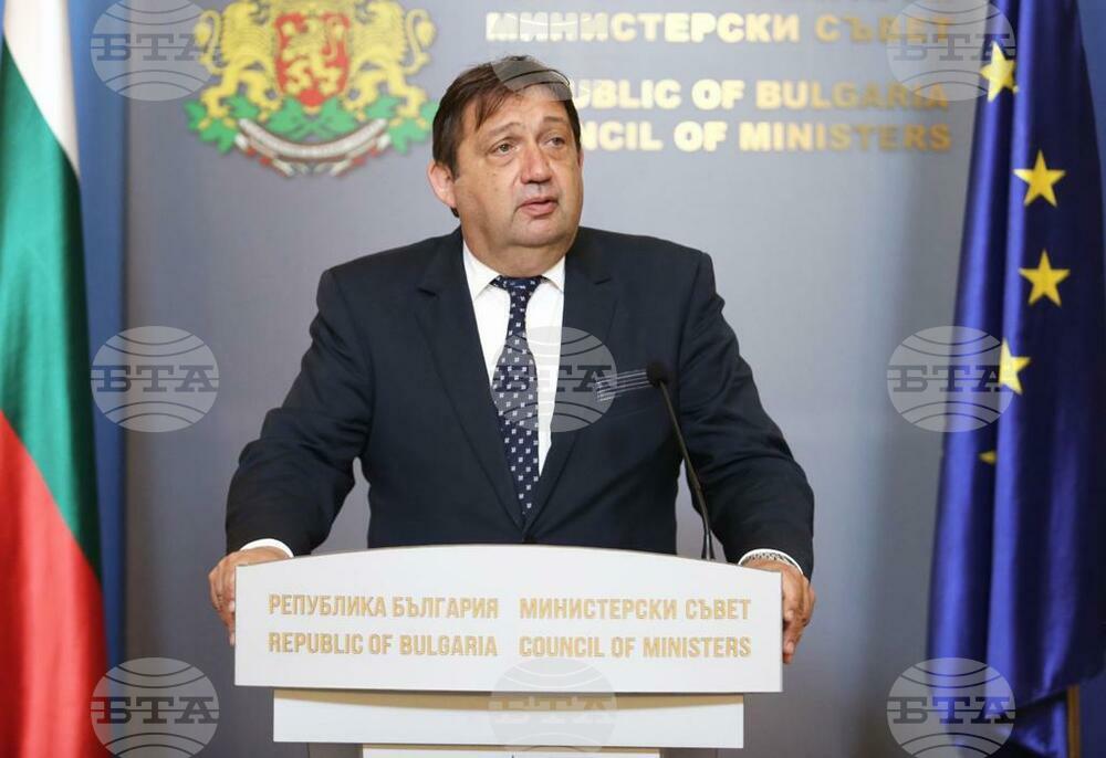 Министър Иван Шишков: С изменението на ЗУТ настойчиво предлагаме законност