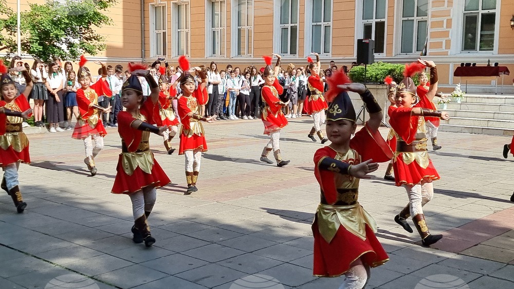 Враца - празник на СУ „Христо Ботев“ Враца