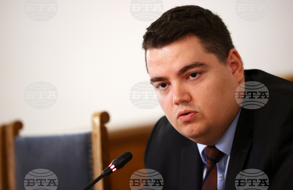 Народно събрание - Комисия по правни въпроси - Стою Стоев