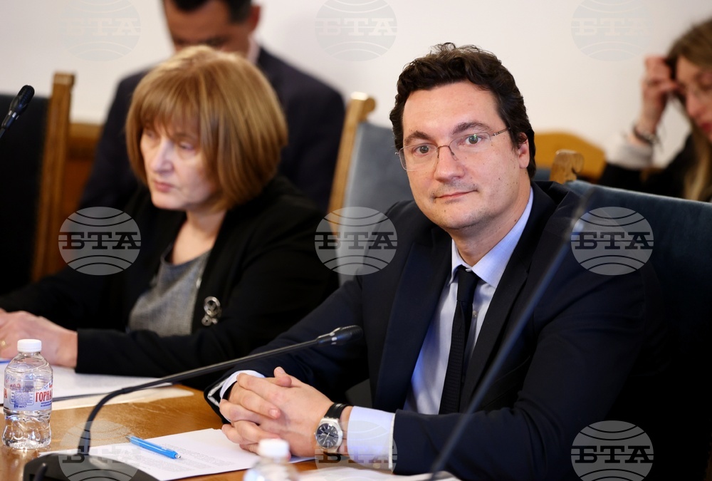 Народно събрание - Комисия по правни въпроси - Крум Зарков
