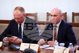 Народно събрание - Комисия по външна политика