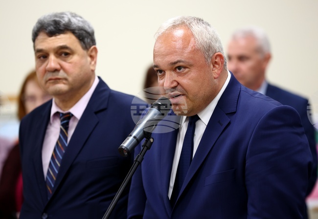 МВР - благотворителна изложба