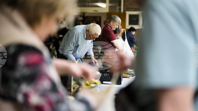 Повечето германци се чувстват обременени от високите цени на храните, отчита проучване 
