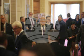 Парламент - кулоари