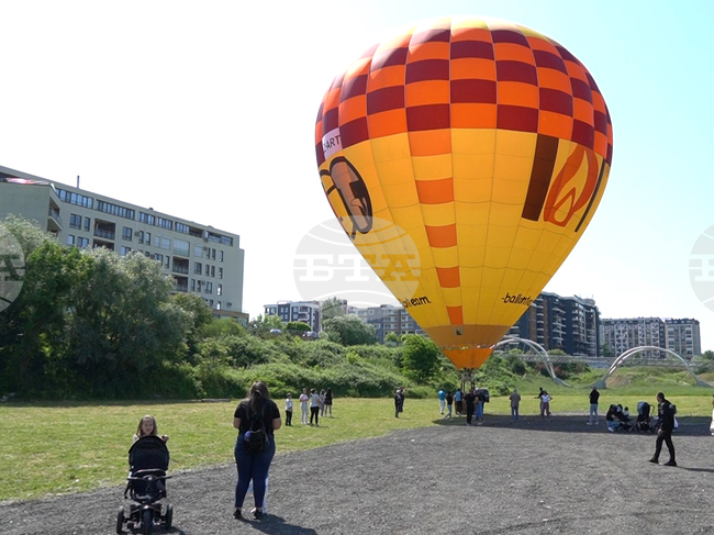 Благотворителна инициатива "Коледа за всяко дете" се организира в Свищов