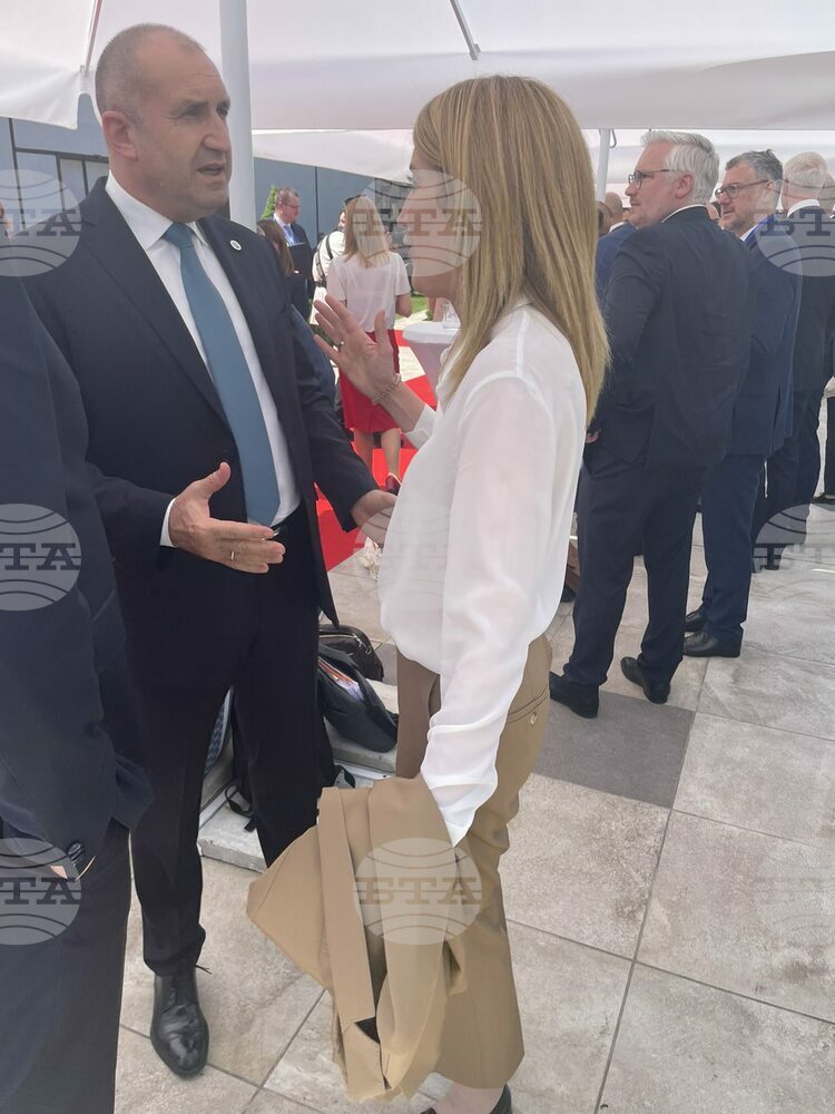 Президентът Румен Радев разговаря с председателя на ЕП Роберта Мецола