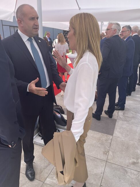 Президентът Румен Радев разговаря с председателя на ЕП Роберта Мецола