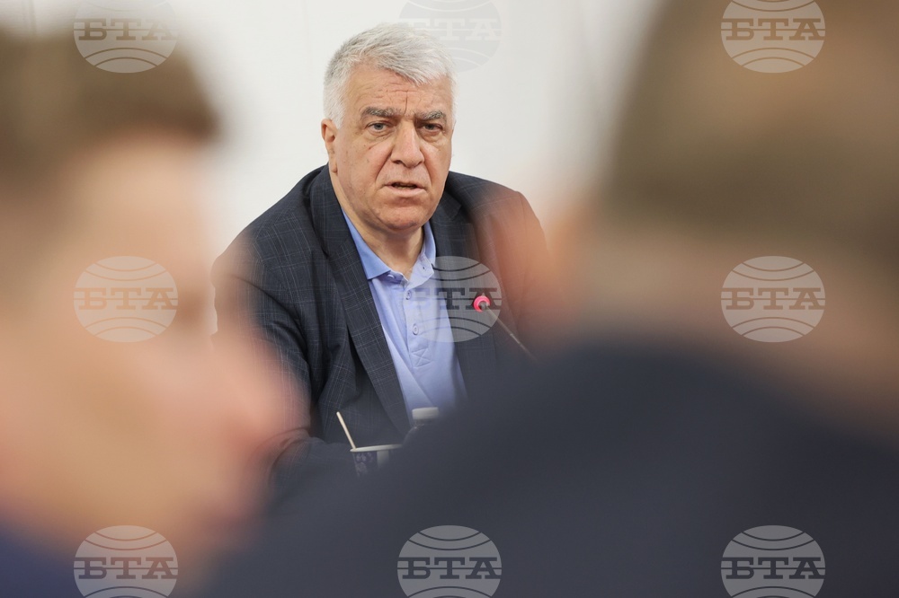 Разтревожени сме от състоянието на българските финанси, заяви Румен Гечев от „БСП за България“